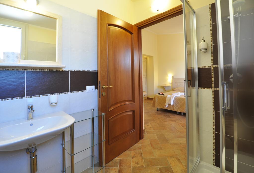 Affittacamere B&B La Villa Dei Graniti Villasimius Bilik gambar